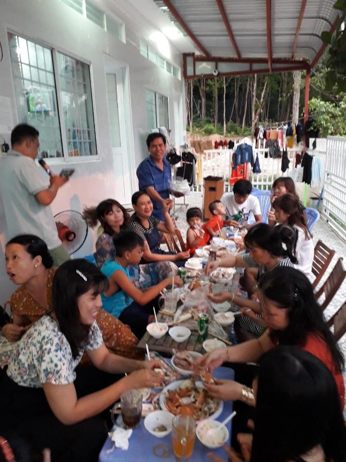 Nhà Nghỉ NgọC PhuọNg Hon Son Hotel Lai Son Exterior foto