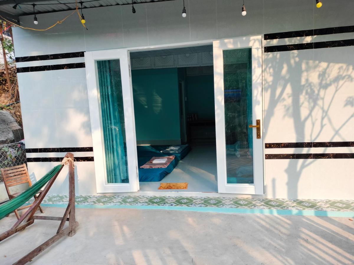 Nhà Nghỉ NgọC PhuọNg Hon Son Hotel Lai Son Exterior foto